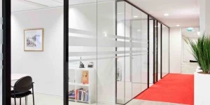Glaswand Slimline kantoorwand met glasdeur