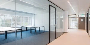 Glazen scheidingswand kantoor 3
