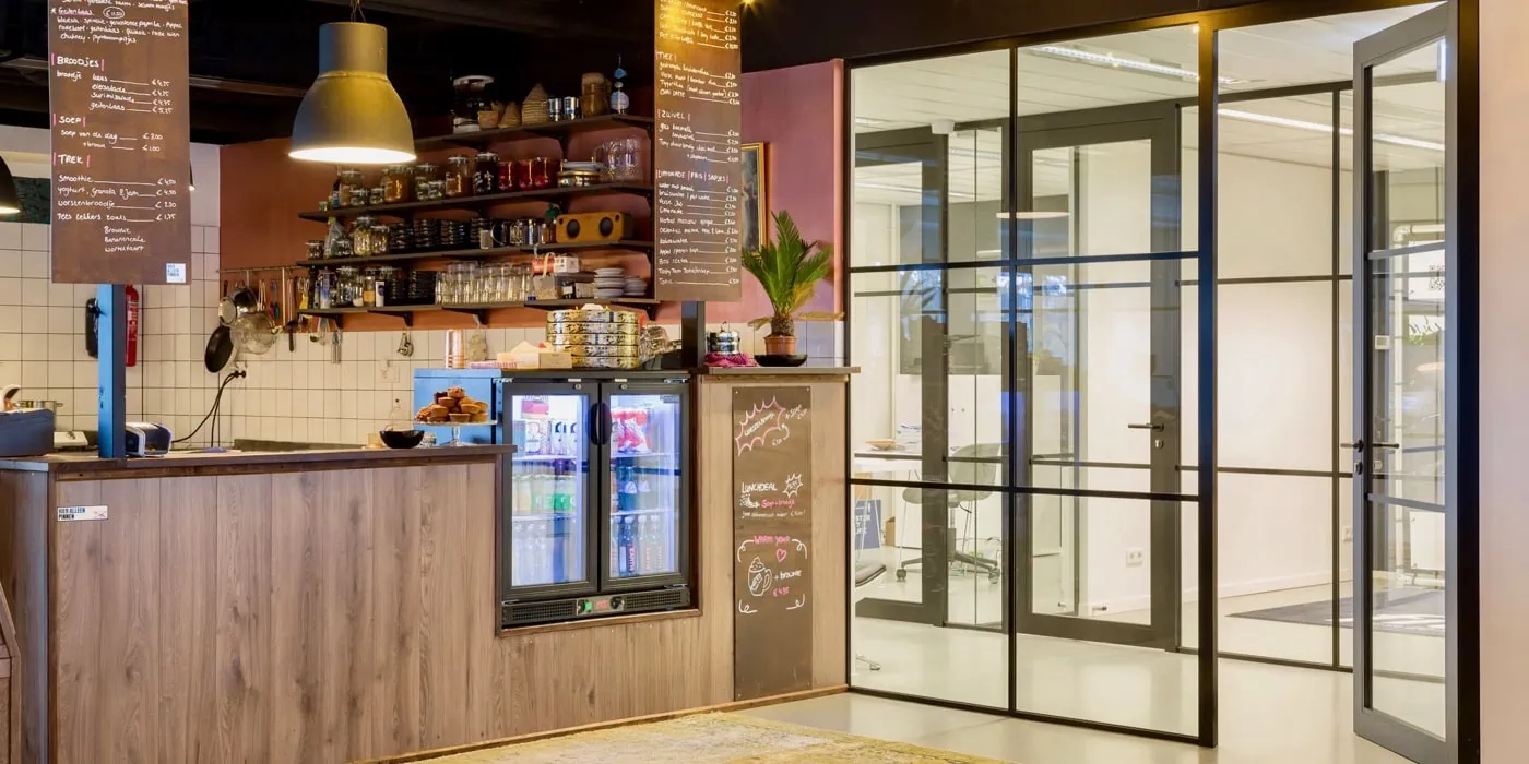 Glaswand retro look Bogert Eindhoven